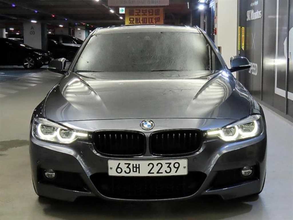 BMW 3시리즈 330i M 스포츠 쉐도우 사진 2/20