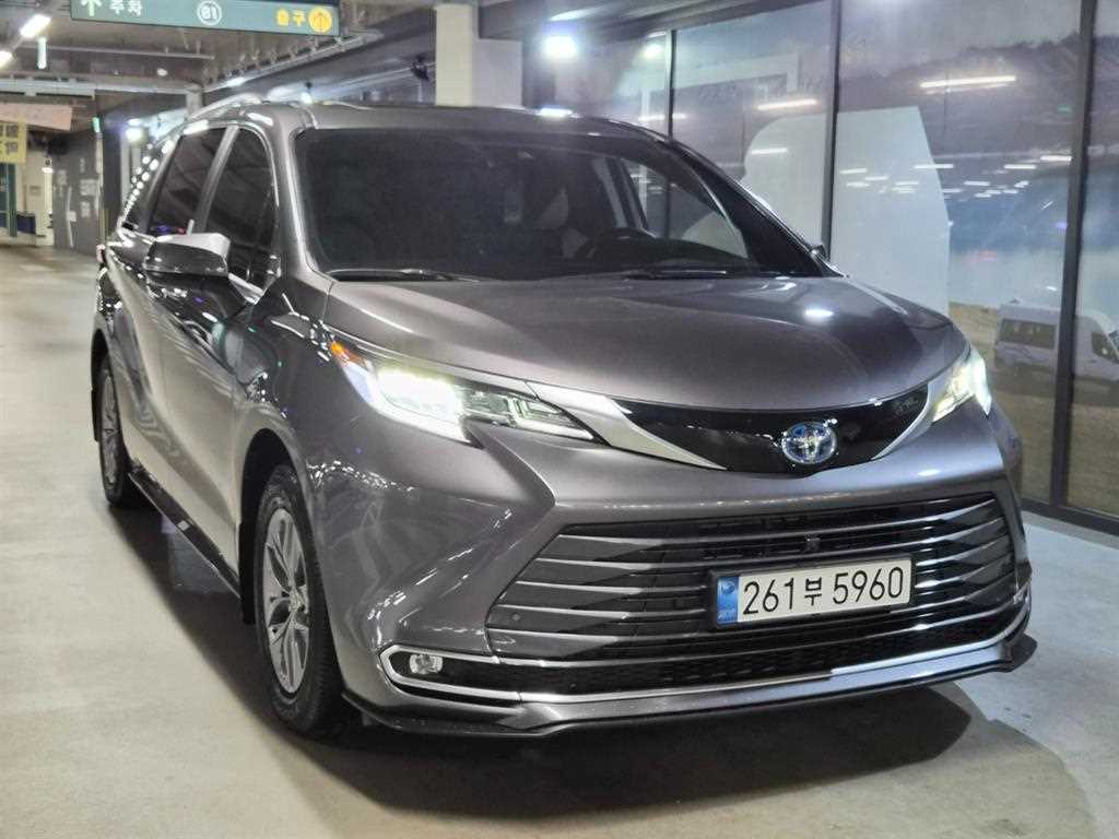 토요타 시에나 2.5 AWD 하이브리드 사진