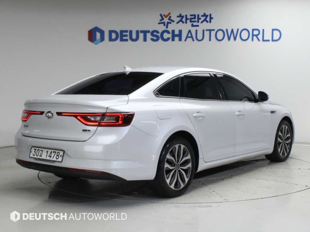 르노코리아 SM6 LPG 2.0 LPe LE 사진 2/20