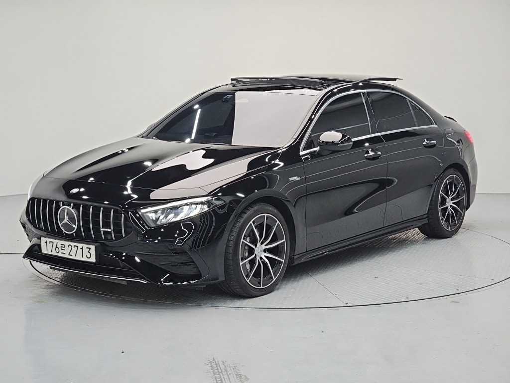 벤츠 A 클래스 AMG A35 4MATIC 세단 사진