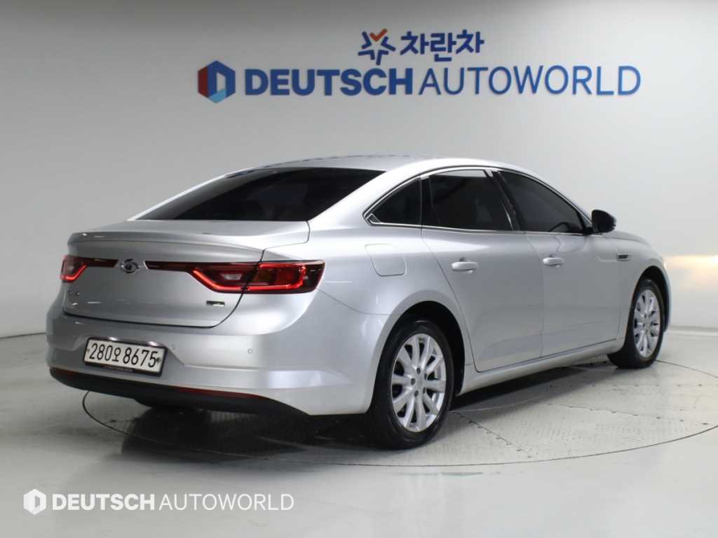 르노코리아 SM6 LPG 2.0 LPe PE(렌터카) 사진 2/20