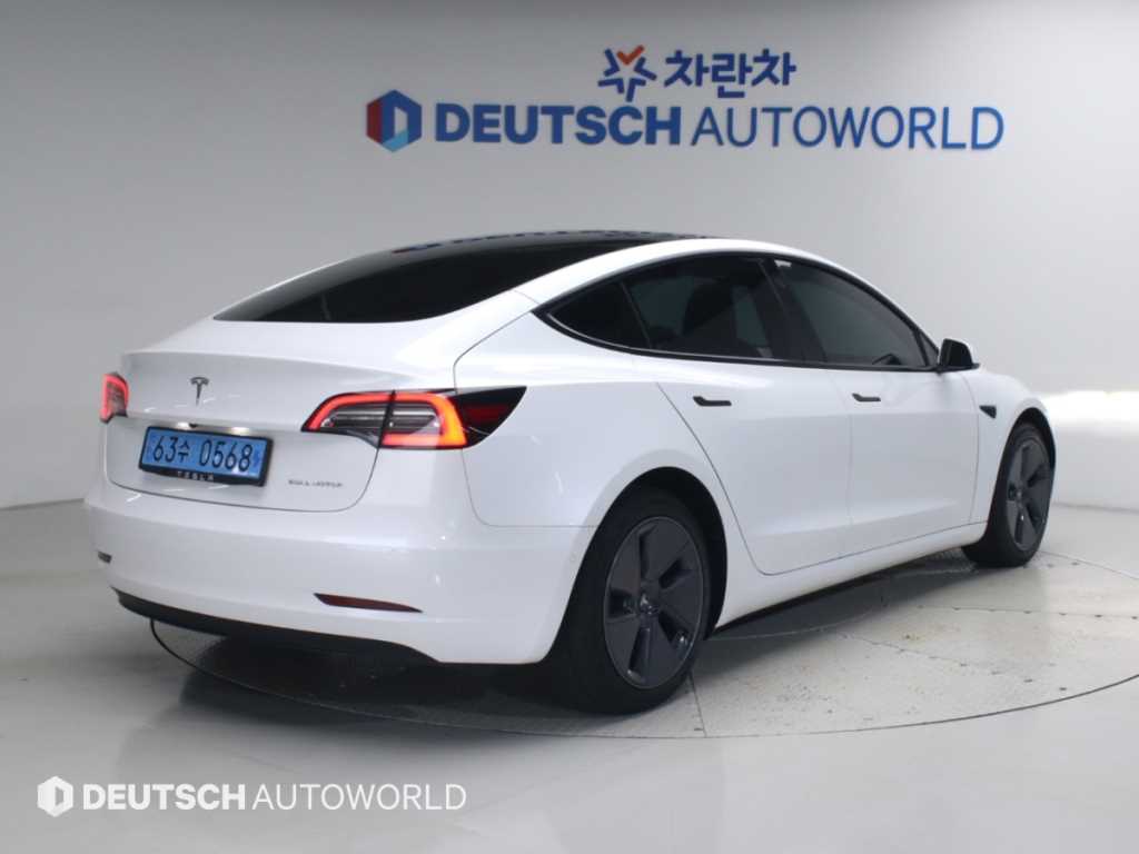테슬라 모델 3 롱 레인지 사진 2/20