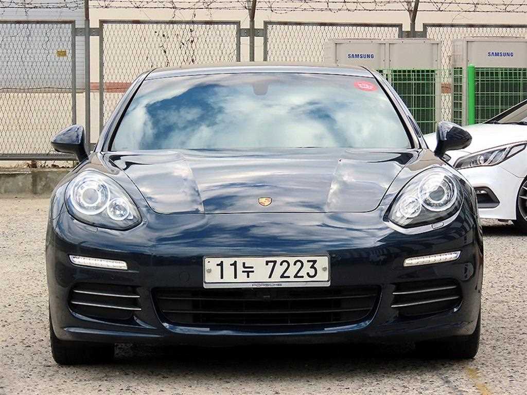 포르쉐 파나메라 3.6 AWD 사진 2/20