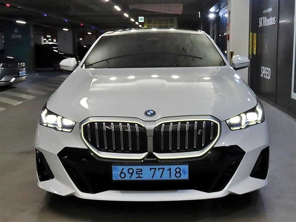 BMW i5 eDrive 40 M 스포츠 사진 2/20