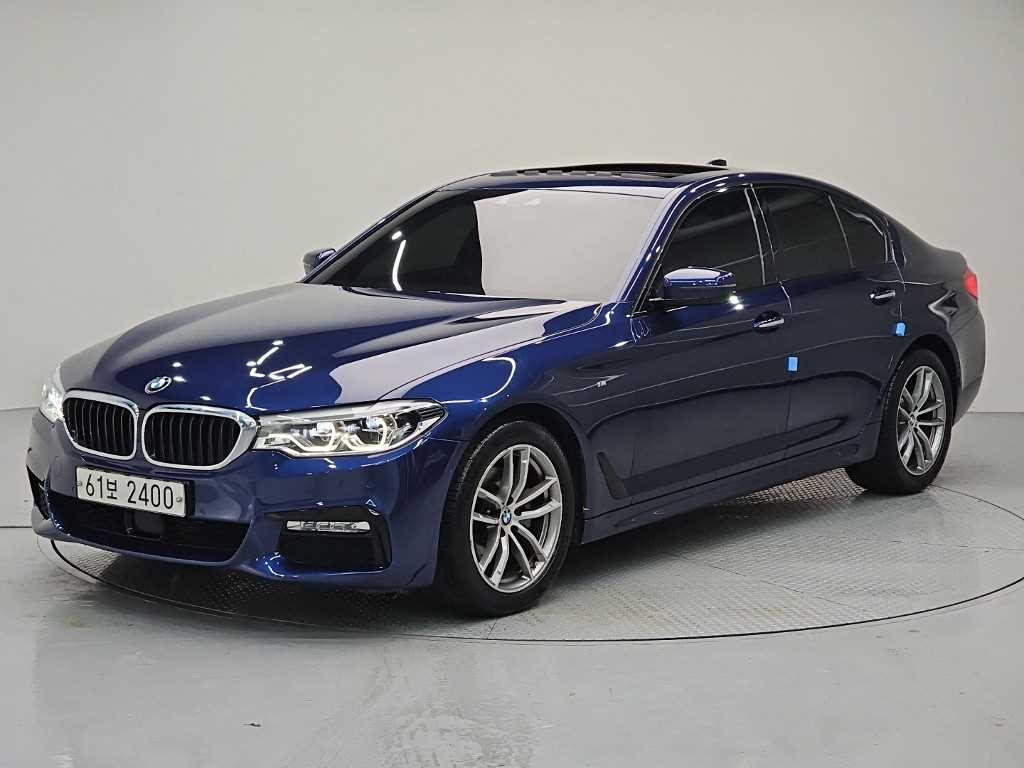 BMW 5시리즈 520d M 스포츠 사진