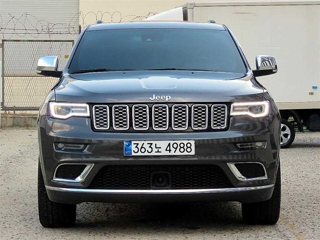 지프 체로키 3.6 V6 서밋 사진