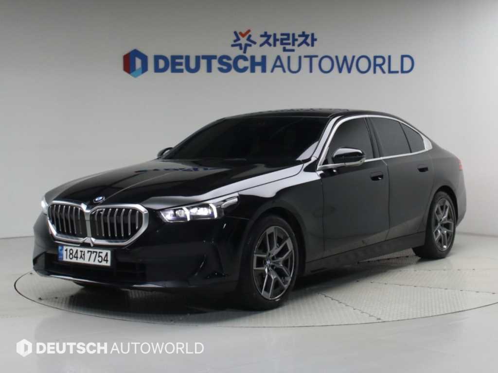 BMW 5시리즈 520i 기본형 사진