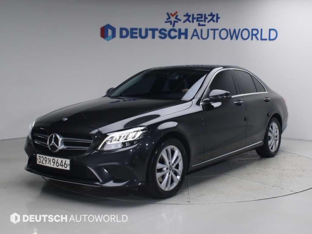 벤츠 C 클래스 C200 아방가르드 사진