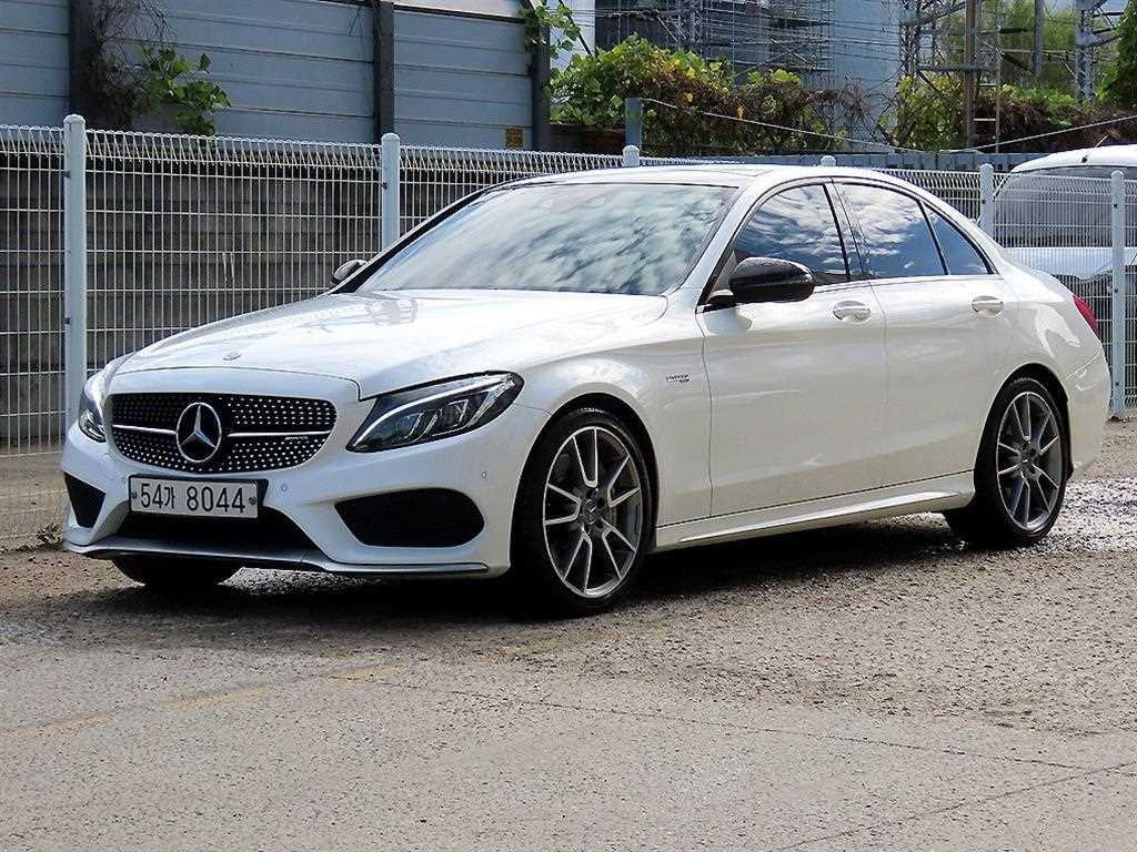 벤츠 C 클래스 C43 AMG 4MATIC 사진 2/20