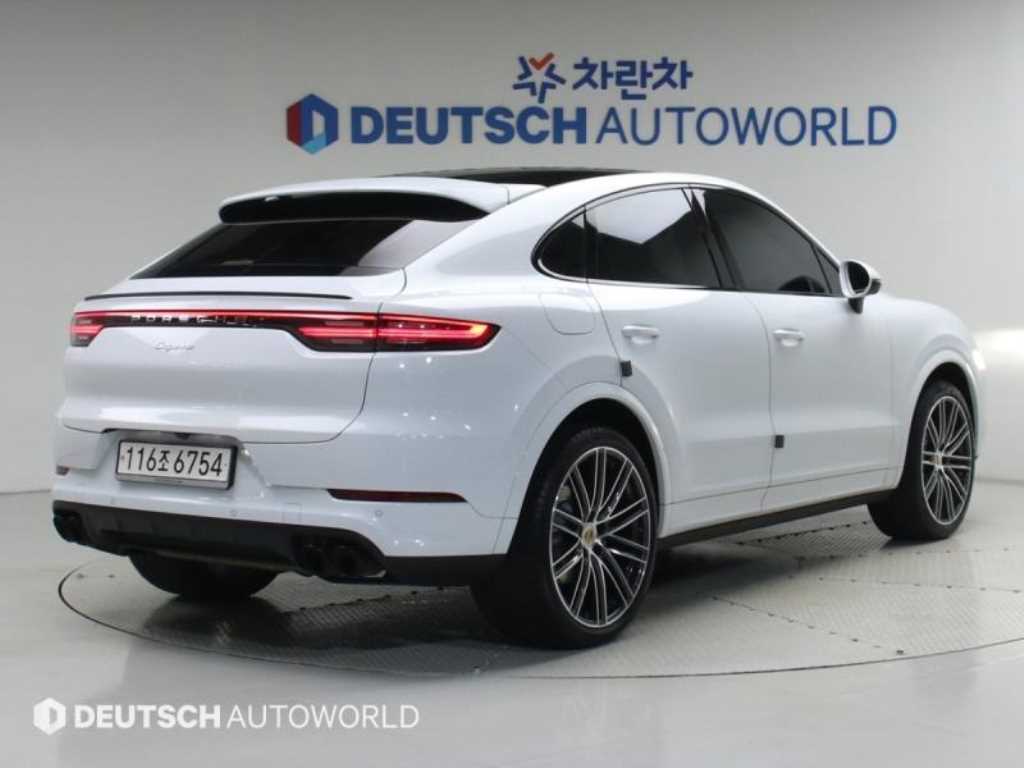 포르쉐 카이엔 3.0 쿠페 사진 2/20