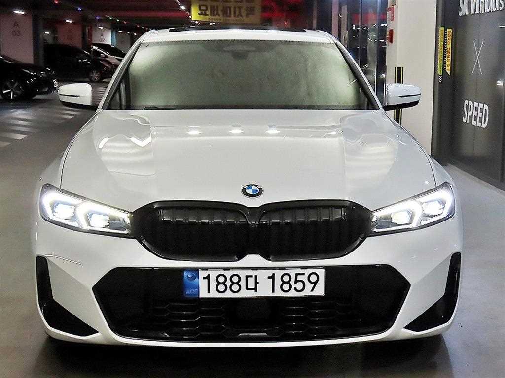 BMW 3시리즈 320i M 스포츠 사진 2/20