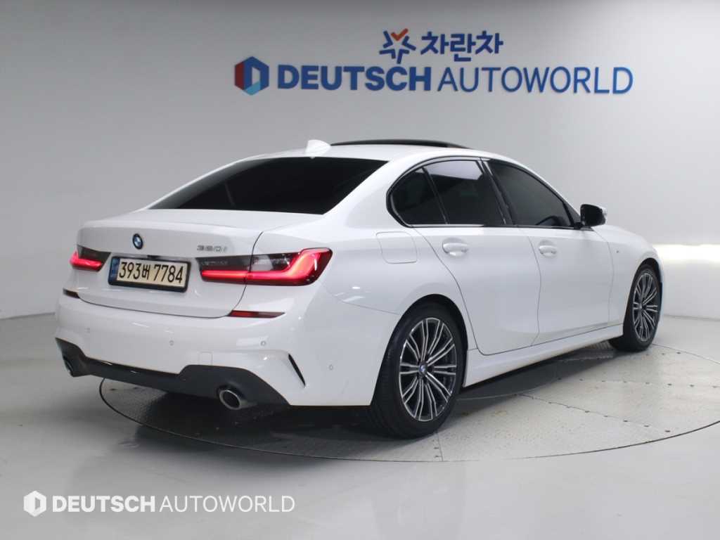 BMW 3시리즈 320i M 스포츠 사진 2/20