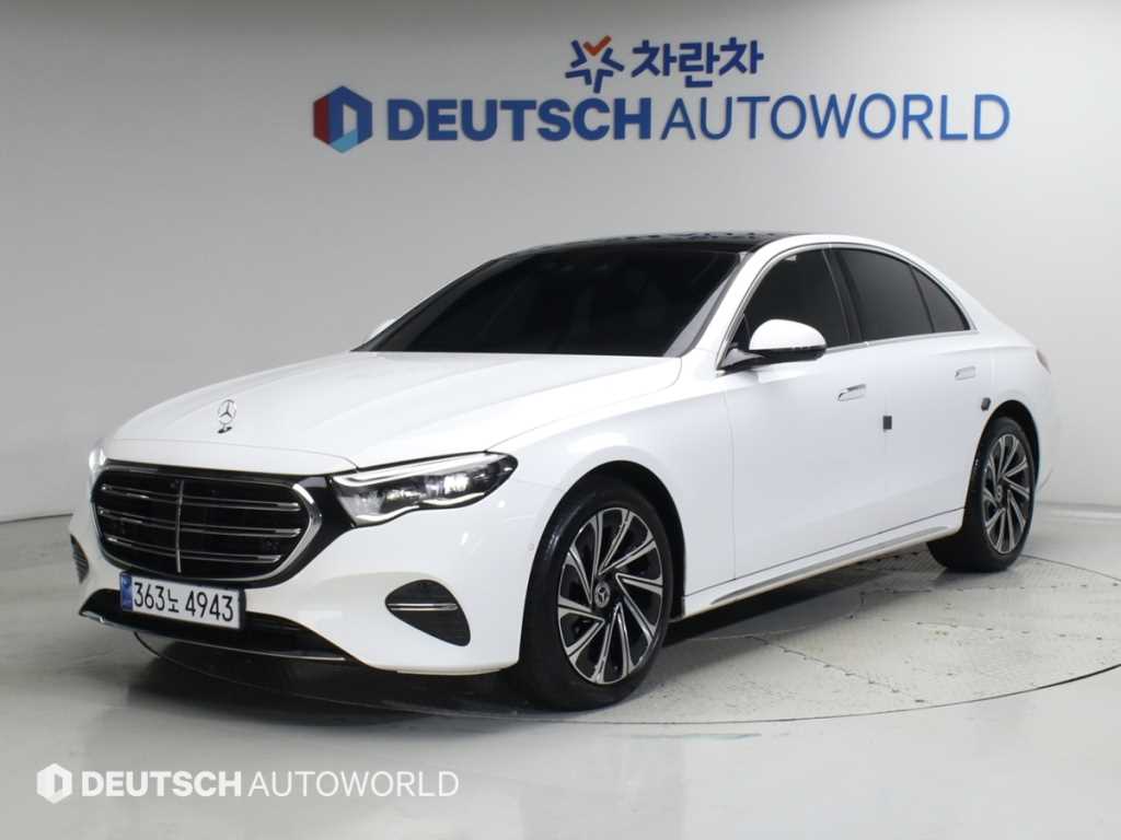 벤츠 E 클래스 E300 4MATIC 익스클루시브 사진