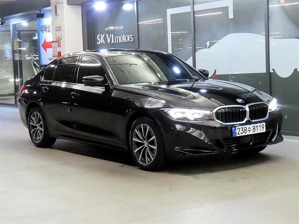 BMW 3시리즈 320i 사진