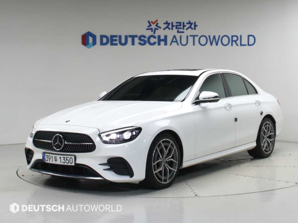 벤츠 E 클래스 E220d 4MATIC AMG라인 사진