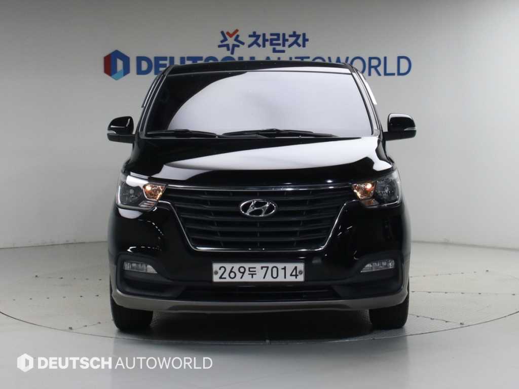 현대 스타렉스 2WD 어반 9인승 프리미엄 스페셜 사진