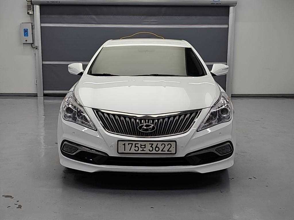 현대 그랜저 HG240 MODERN 사진