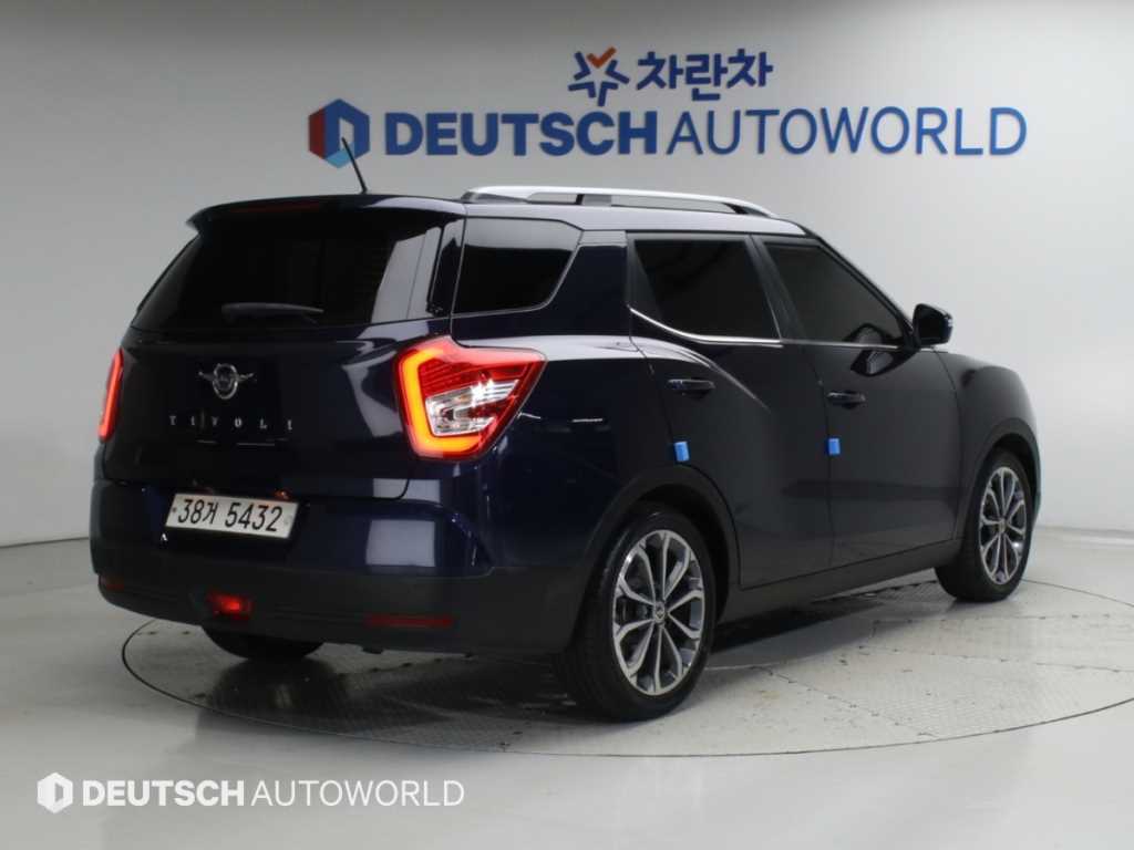 KGM 티볼리 2WD 가솔린 1.6 RX 사진 2/20