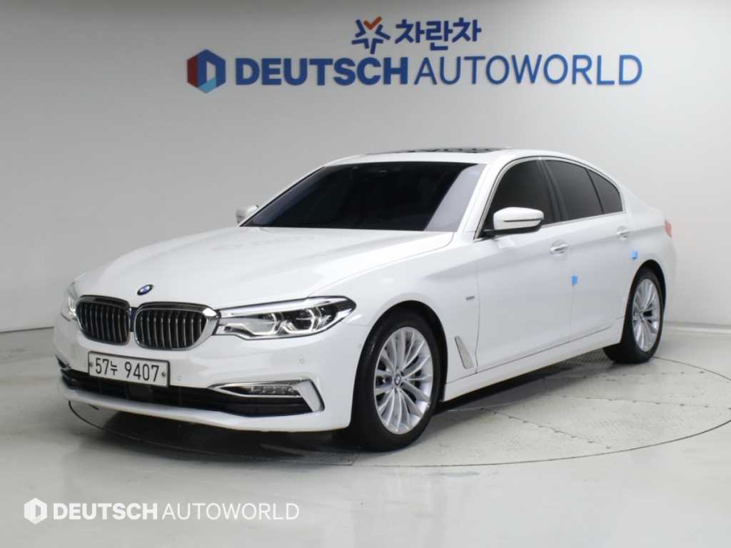 BMW 5시리즈 530i 럭셔리 플러스 사진