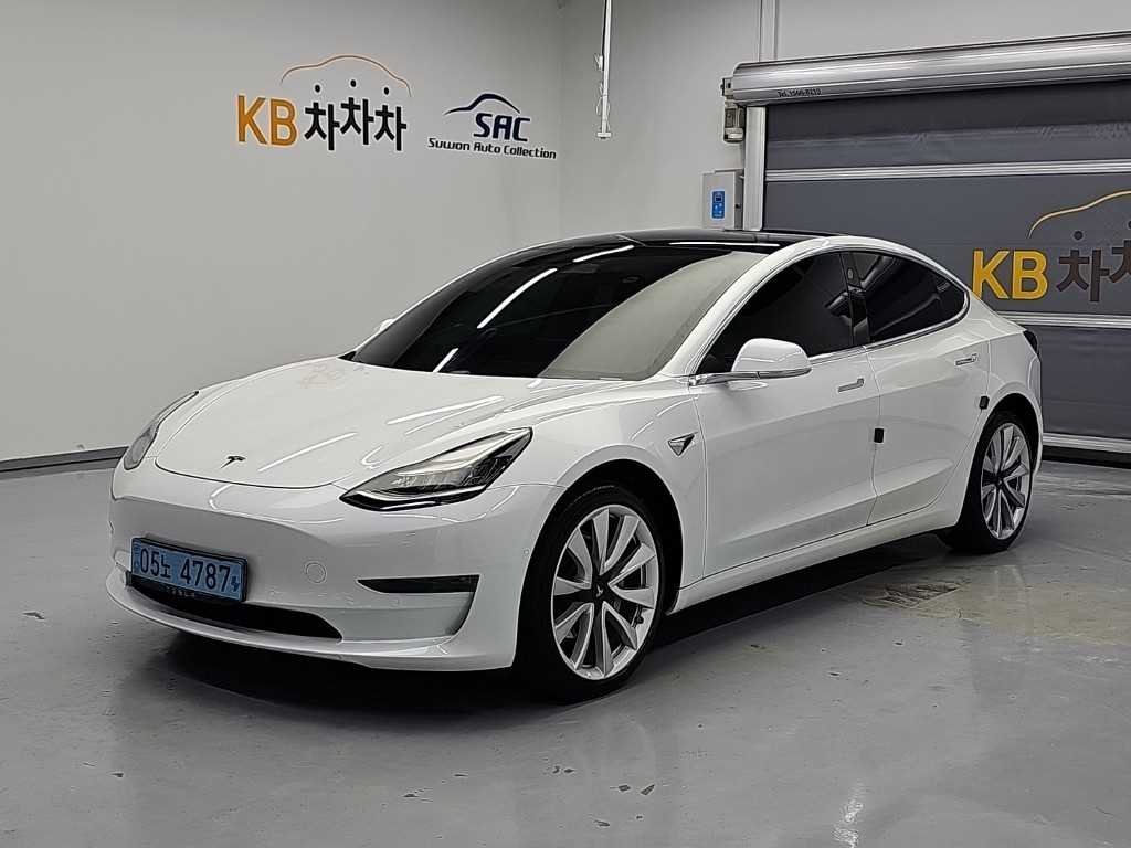 테슬라 모델 3 롱 레인지 사진