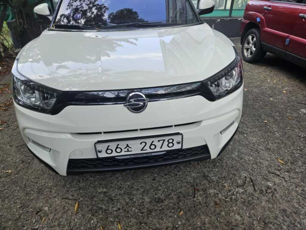 KGM 티볼리 가솔린 2WD 1.6 VX 사진