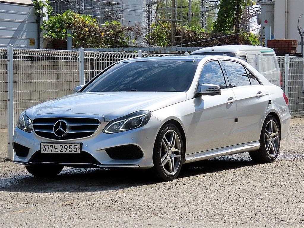 벤츠 E 클래스 E350 블루텍 4MATIC 사진 2/20