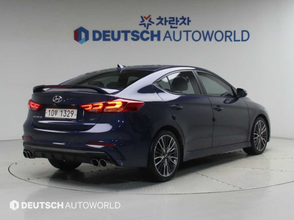 현대 아반떼 1.6 터보 스포츠 사진 2/20