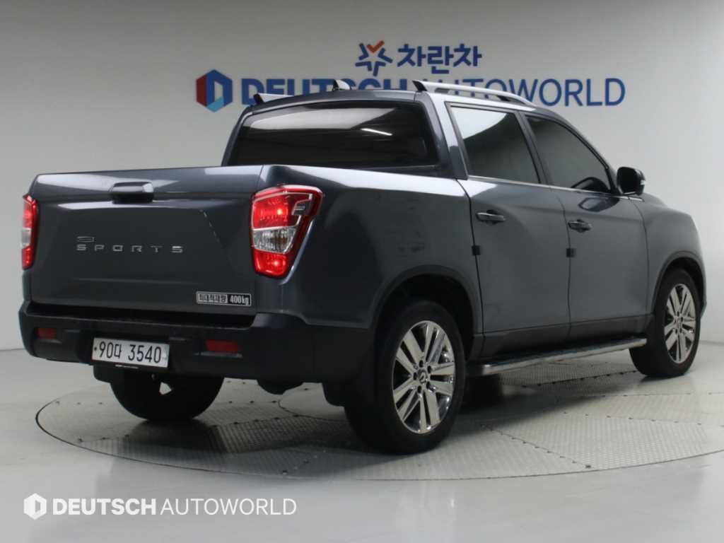 KGM 렉스턴 4WD 디젤 2.2 프레스티지 사진 2/20