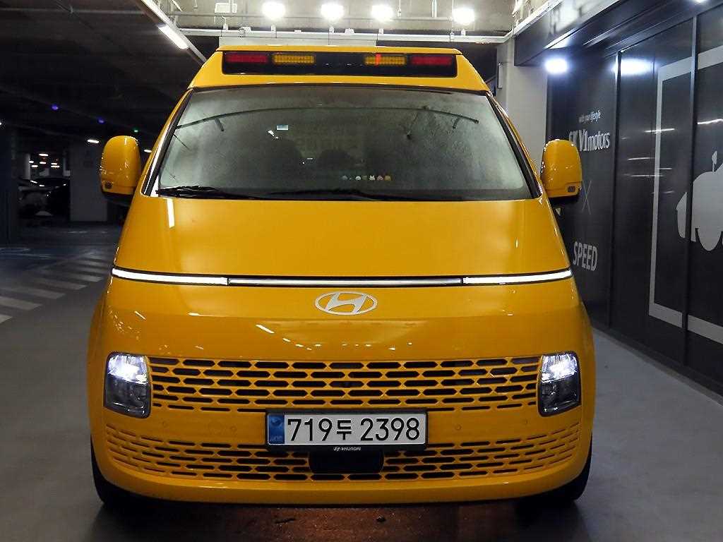현대 스타리아 11인승 어린이 보호차량 2WD LPG 사진 2/20
