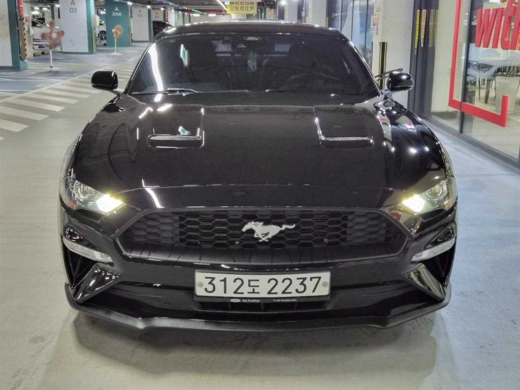 포드 머스탱 쿠페 사진 2/20