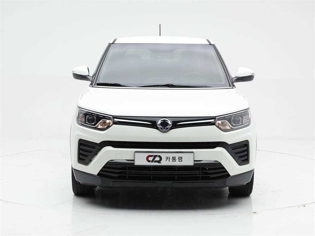 KGM 티볼리 2WD 디젤 1.6 V1 사진 2/19