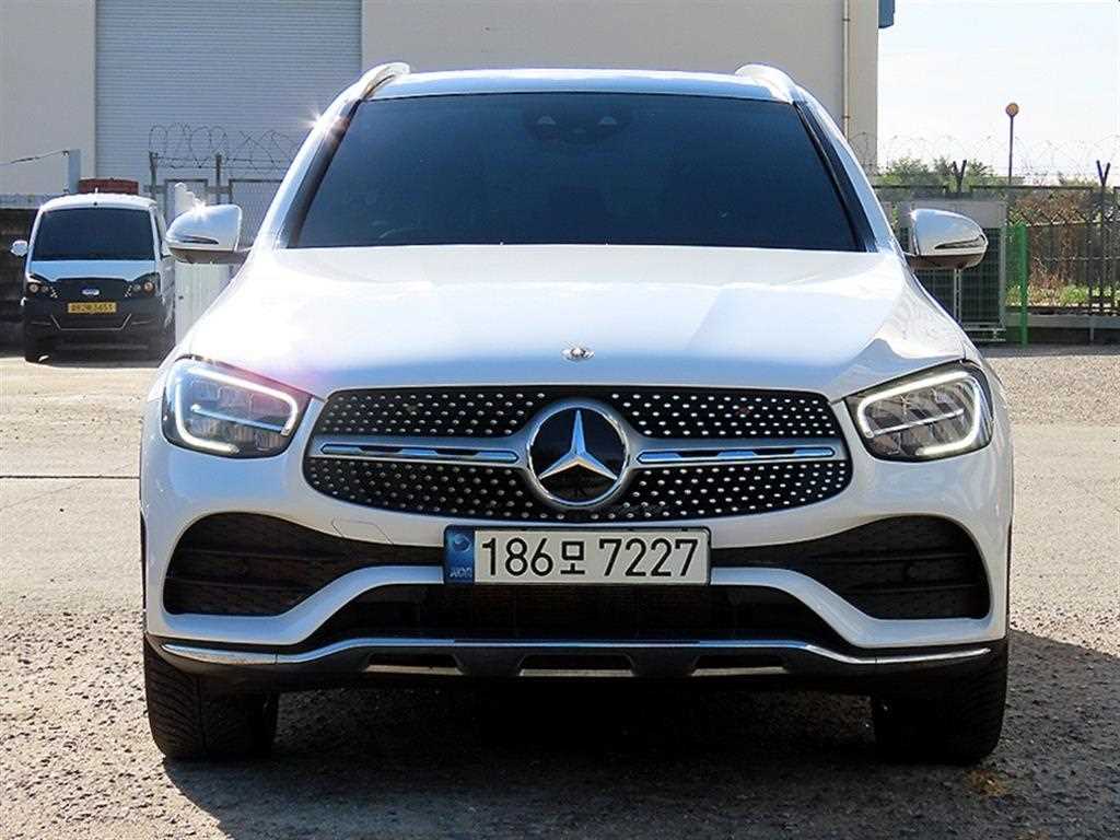 벤츠 GLC 클래스 GLC 300 e 4MATIC 사진