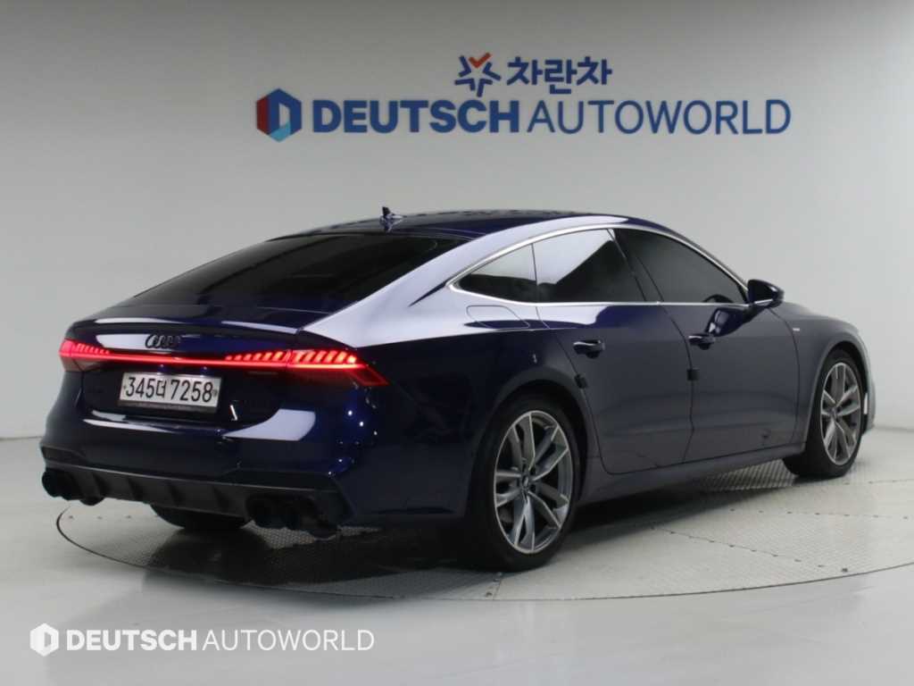 아우디 A7 55 TFSI 콰트로 프리미엄 사진 2/20