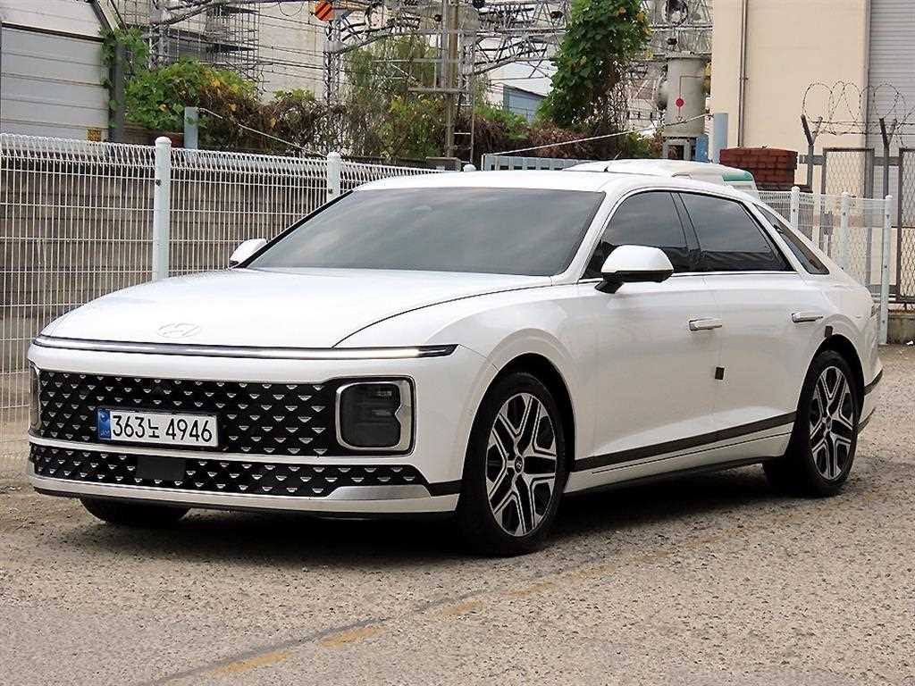 현대 그랜저 가솔린 2.5 2WD 익스클루시브 사진 2/20