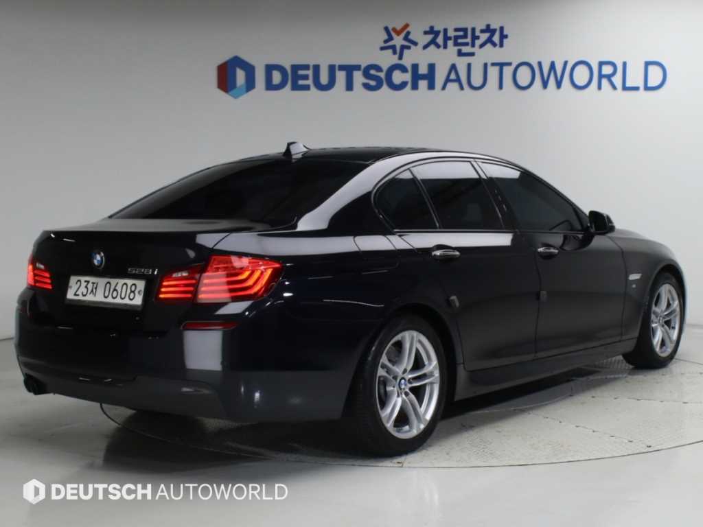 BMW 5시리즈 528i M 에어로다이나믹 스페셜 에디션 사진 2/20