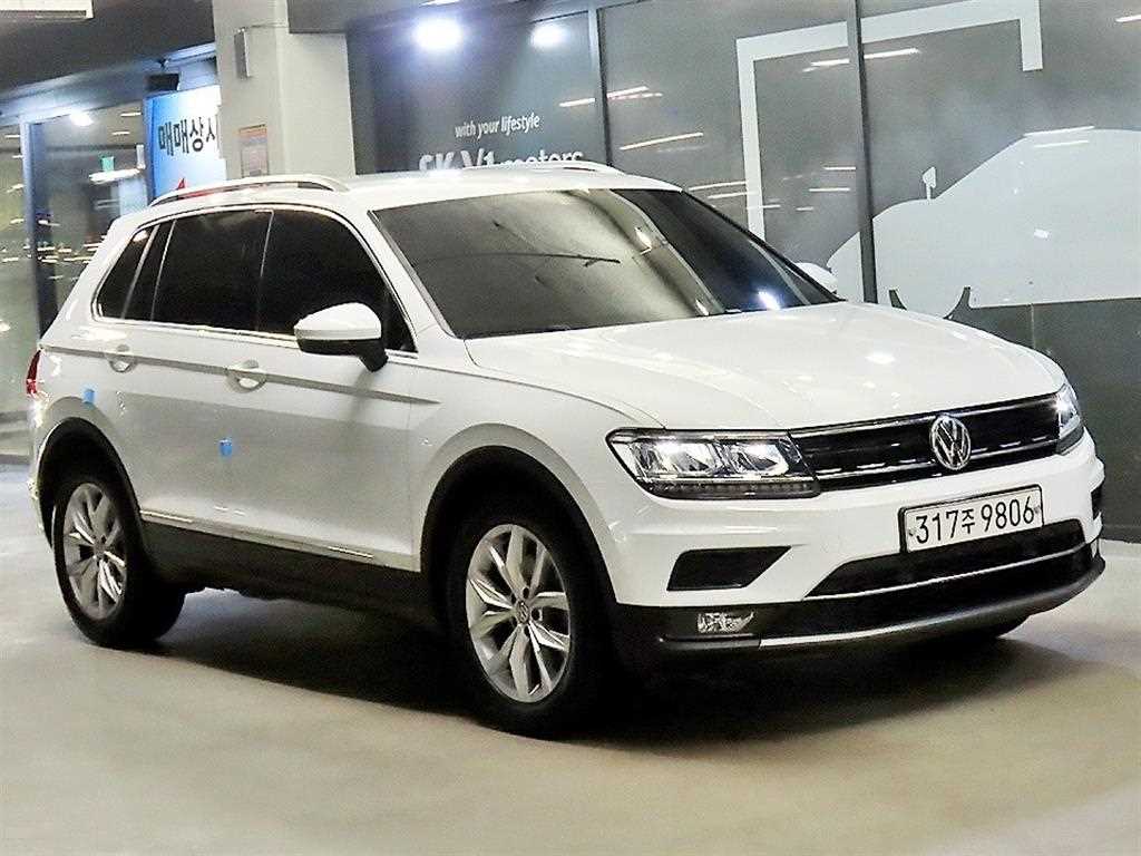 폭스바겐 티구안 2.0 TDI 프리미엄 사진 2/20
