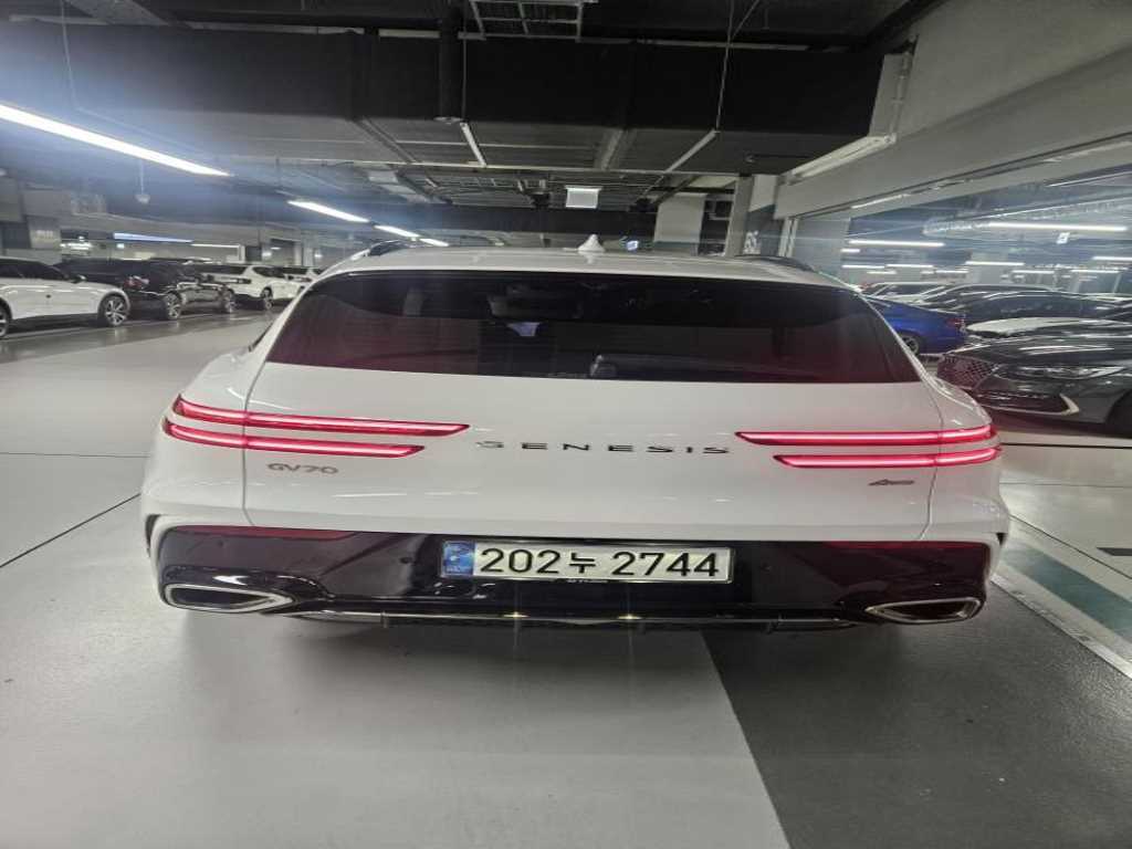 제네시스 GV70 2.5T 가솔린 AWD 스포츠 사진 2/20