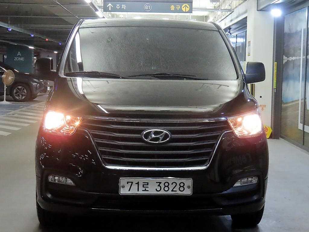 현대 스타렉스 2WD 웨건 11인승 모던 사진 2/20
