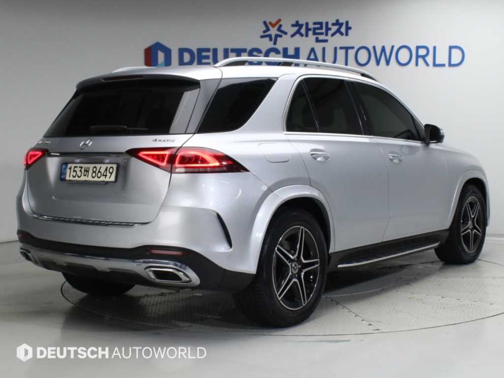 벤츠 GLE 클래스 GLE 450 4MATIC 사진 2/20