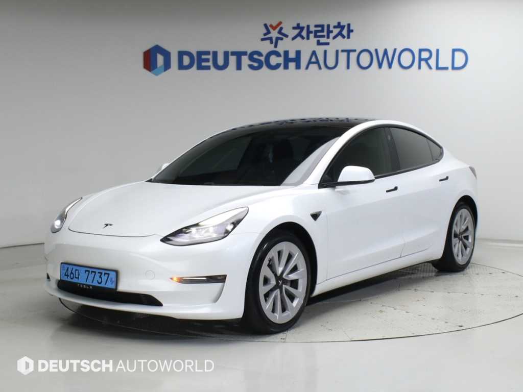 테슬라 모델 3 롱 레인지 사진