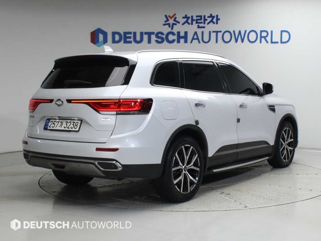 르노코리아 QM6 2.0 LPe RE 시그니처 2WD 사진 2/20
