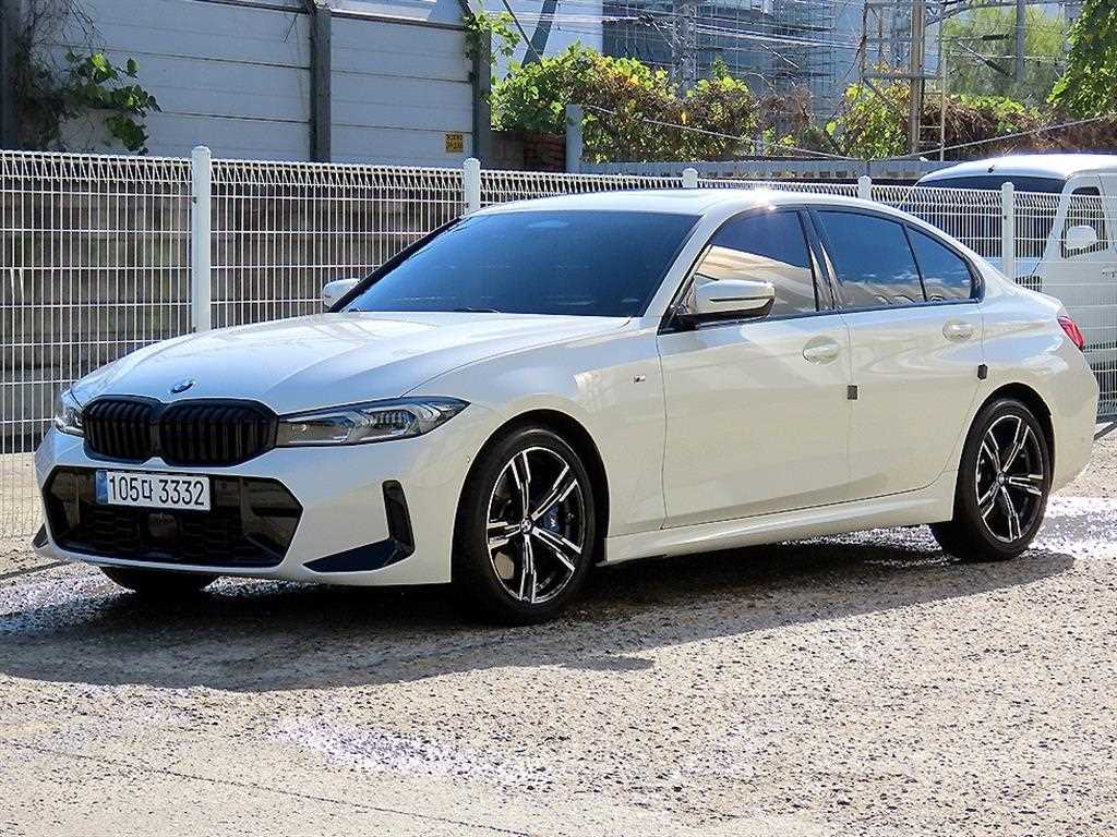 BMW 3시리즈 320i M 스포츠 사진 2/20