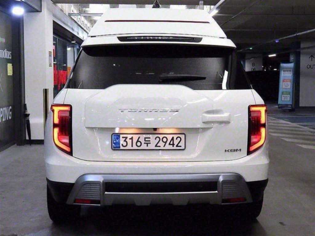 KGM 토레스 1.5 GDI-T 2WD T7 사진 2/20