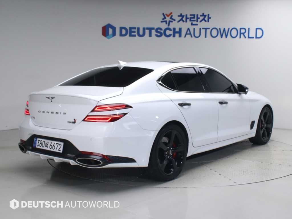 제네시스 G70 가솔린 2.0T 2WD 사진 2/20