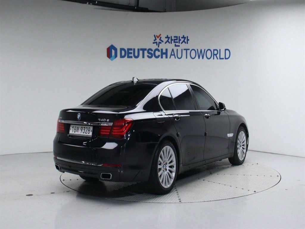BMW 7시리즈 740 d xDrive 인디비주얼 사진 2/20
