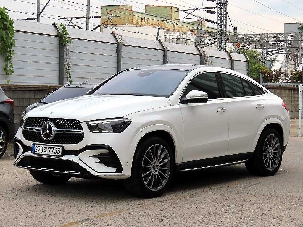 벤츠 GLE 클래스 GLE 450d 4MATIC 쿠페 사진 2/20