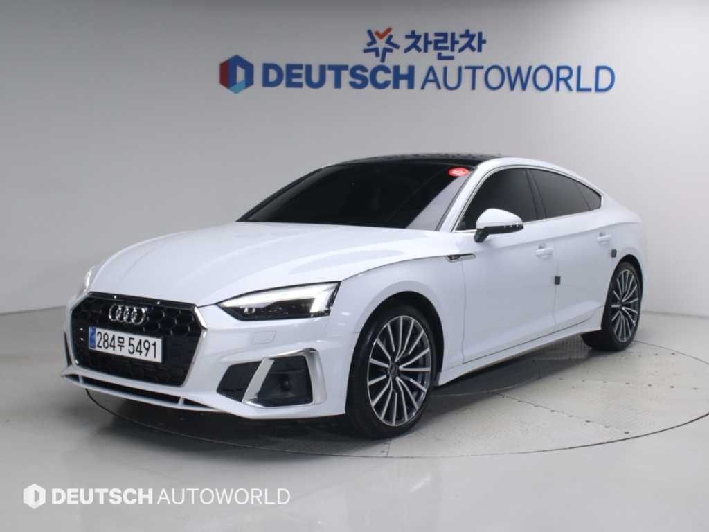 아우디 A5 40 TFSI 콰트로 프리미엄 스포트백 사진