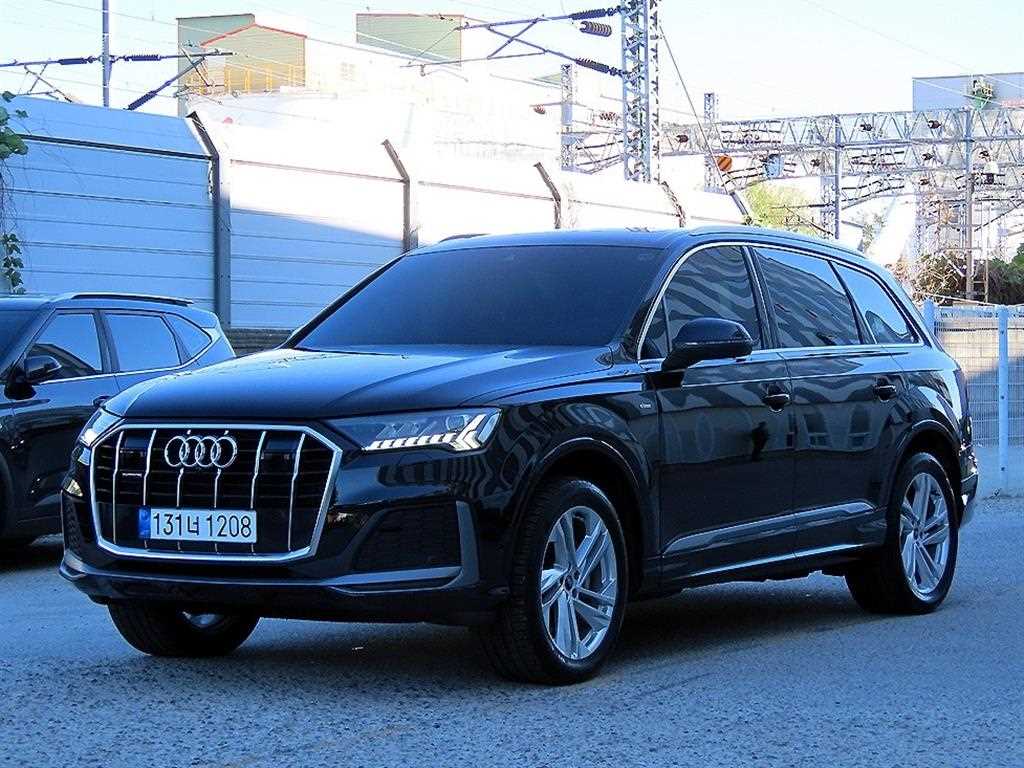 아우디 Q7 45 TDI 콰트로 프리미엄 사진 2/20