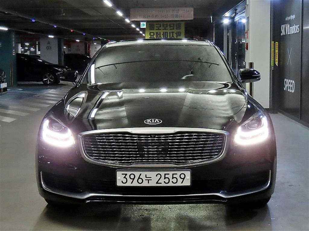 기아 K9 3.8 GDI AWD 그랜드 플래티넘 사진 2/20