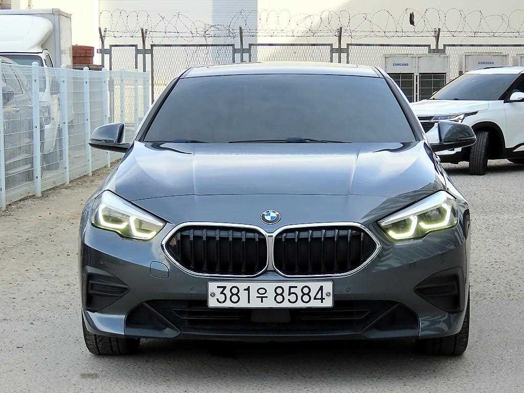 BMW 2시리즈 220d 럭셔리 사진